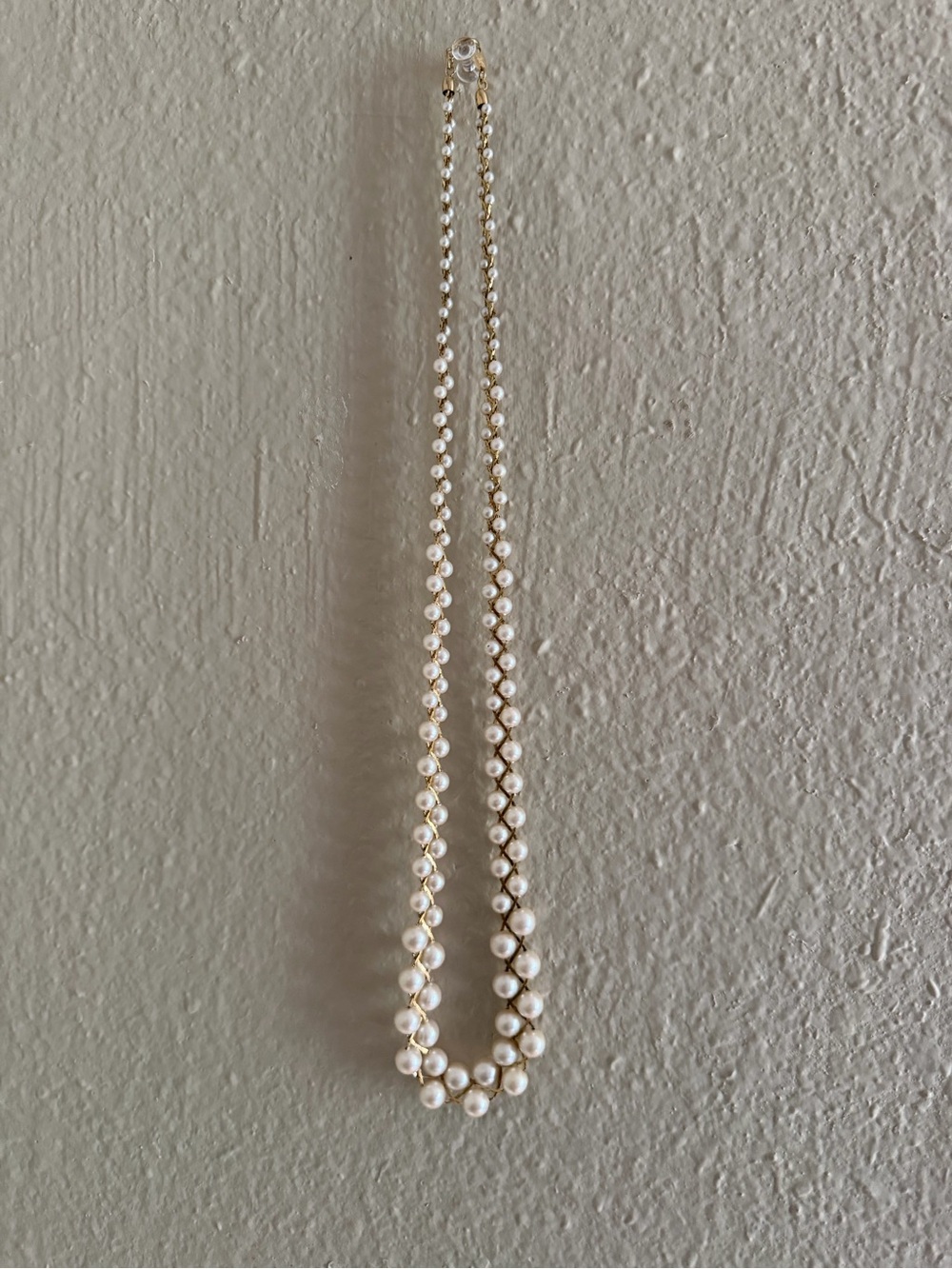 Vintage Trifari graduated pearl and gold weave necklace